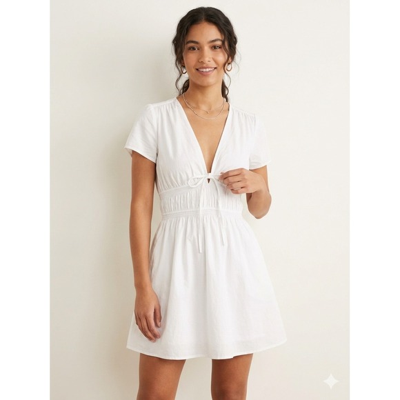 Wayf Dresses & Skirts - WAYF White V-Neck Smocked‎ Waist Mini Dress Women's Size XS Summer Casual Beach
